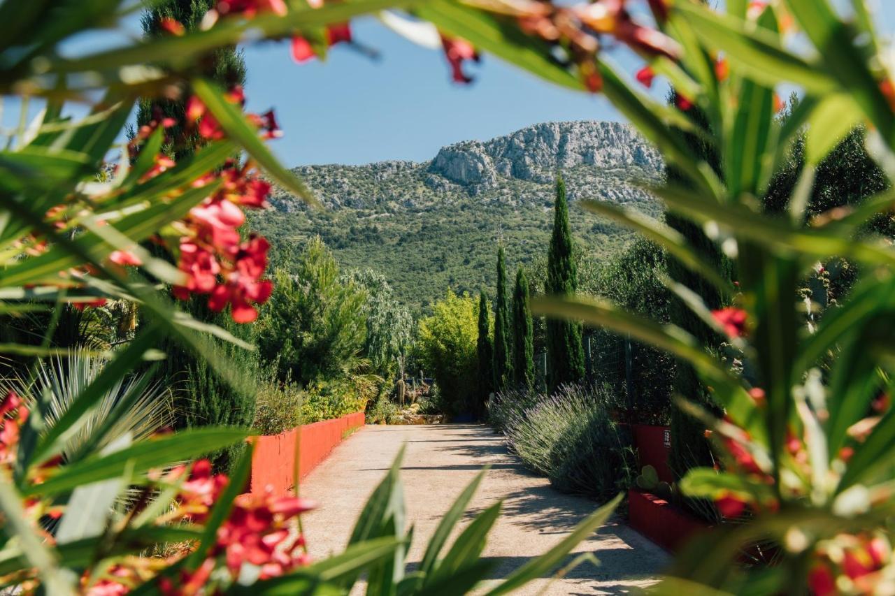 Villa Tropica, Total Privacy, Tropical Garden And Private Pool Kaštela Екстериор снимка