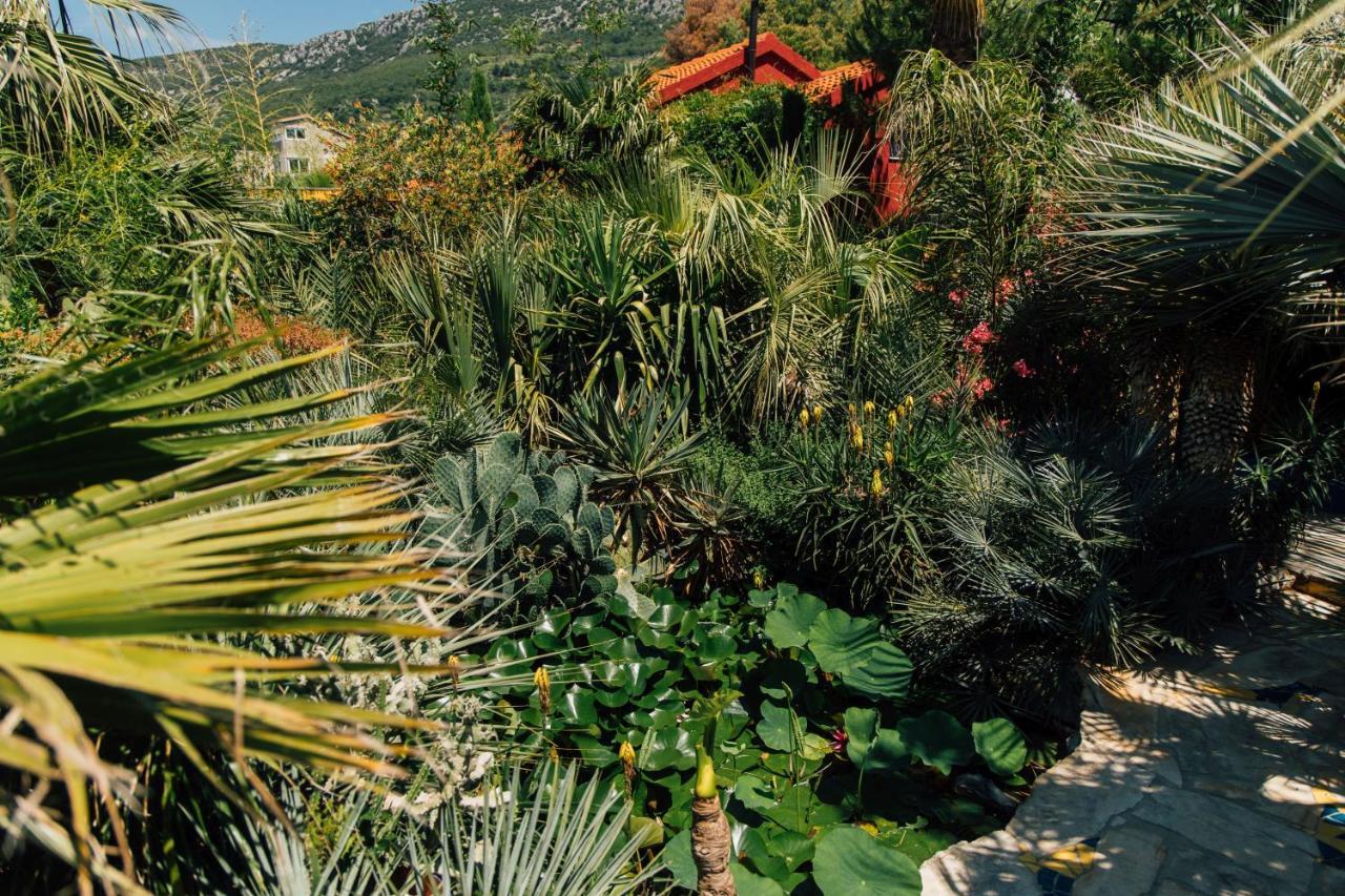 Villa Tropica, Total Privacy, Tropical Garden And Private Pool Kaštela Екстериор снимка