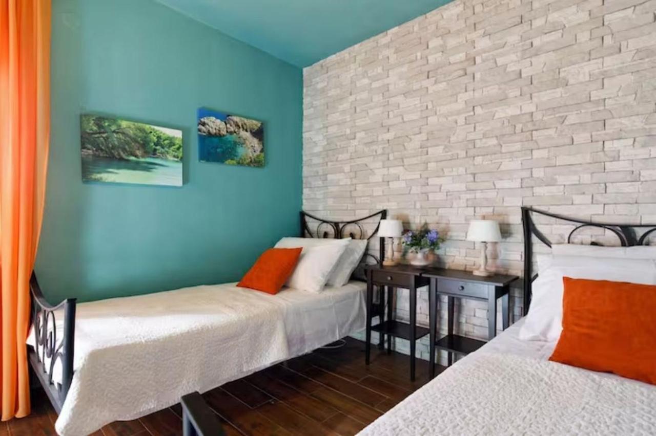 Villa Tropica, Total Privacy, Tropical Garden And Private Pool Kaštela Екстериор снимка