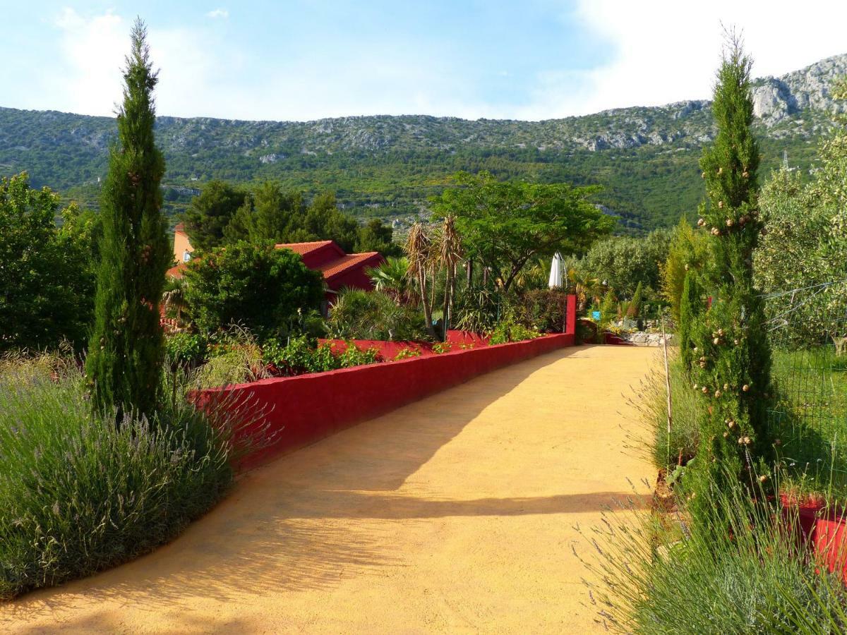 Villa Tropica, Total Privacy, Tropical Garden And Private Pool Kaštela Екстериор снимка